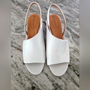 Corso Como White Minimalist Slingback Sandals NEW!